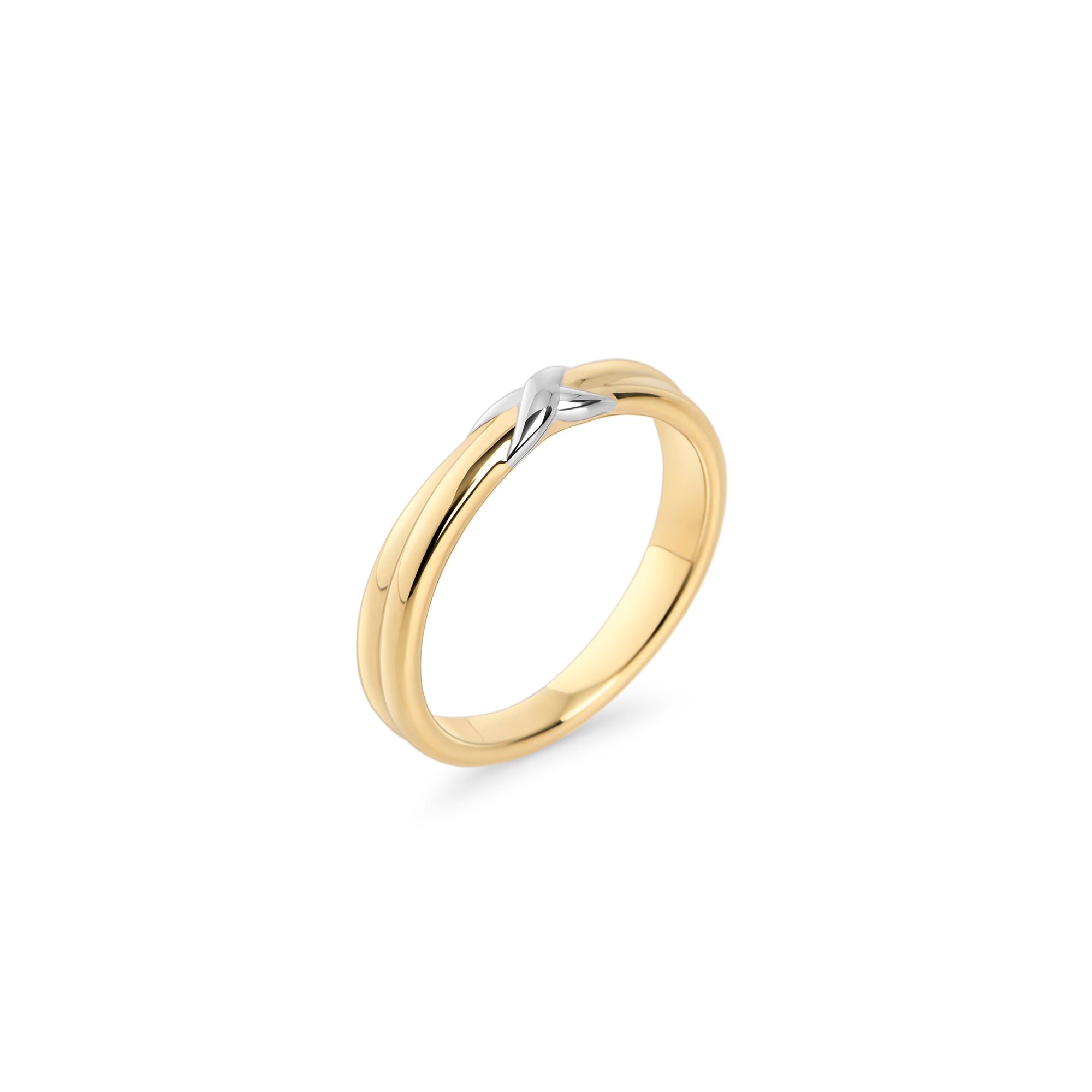 Two-tone stainless steel ring in gold and silver with minimalist crossover design, hypoallergenic non-tarnish durable everyday jewelry Canada.
